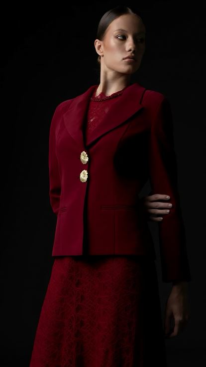 Bordo Broş Düğmeli Ceketli Abiye Elbise